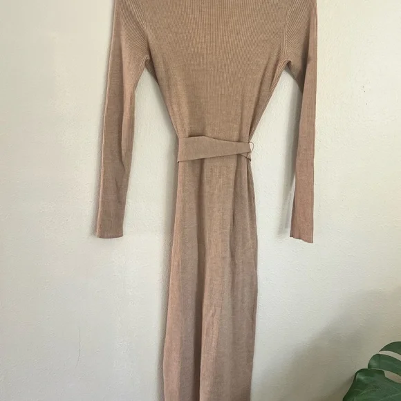 Babaton Ribbed V-Neck Tie-Waist Long Sleeve Dress - Beige - Picture 5 of 11